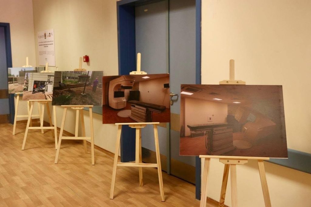 جهاز-1024x682 الدخيل يشرف على افتتاح وتشغيل جهاز المعجّل الخطي في المراكز البحثية بجامعة الموصل
