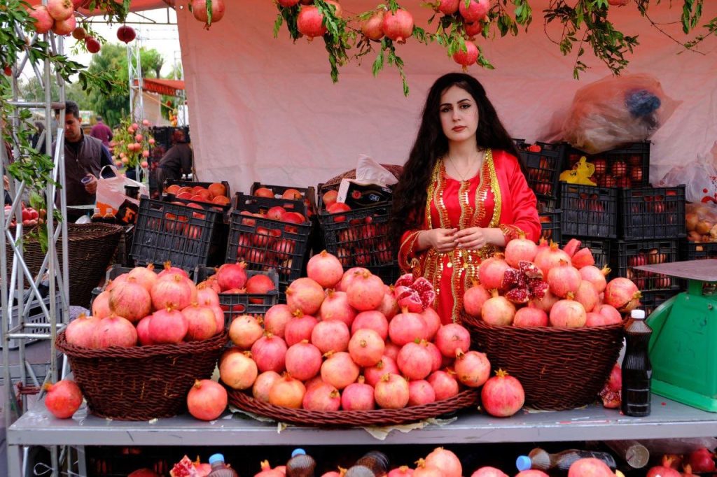 1-15-1024x682 انطلاق مهرجان الرمان الـ11 في حلبجة.. احتفال بالإنتاج المحلي والهوية الثقافية