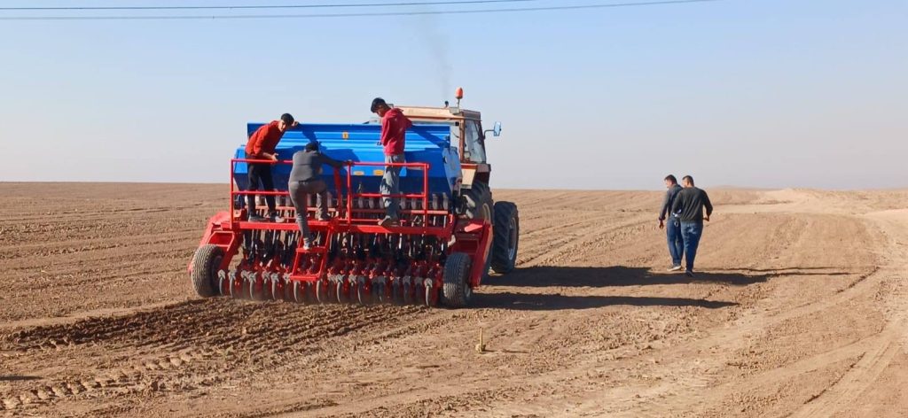 2-7-1024x472 مديرية زراعة نينوى تُطلق الزراعة الحافظة في النمرود لدعم المزارعين والتكيُّف مع المناخ