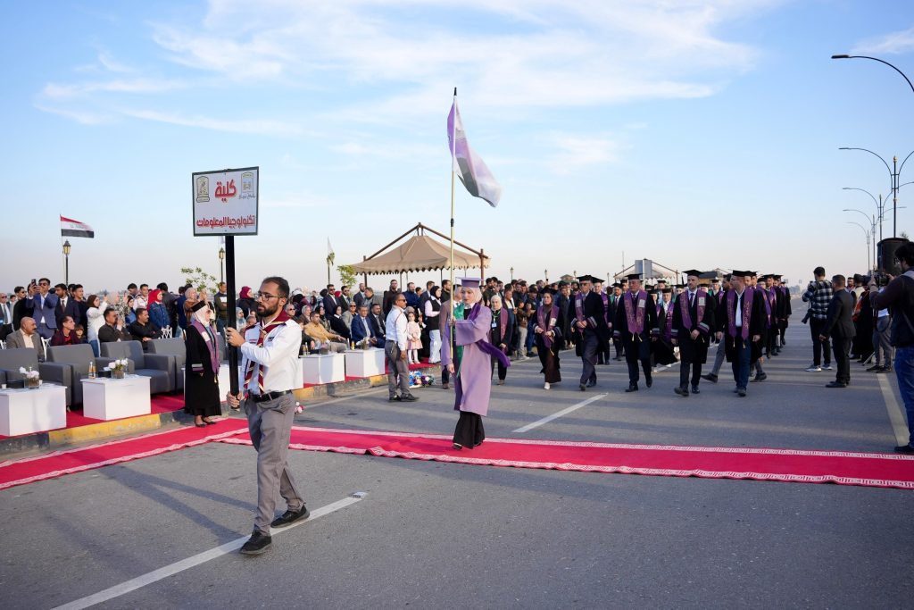 3-6-1024x683 دورة التميز والإبداع تتوج نجاح طلبة جامعة نينوى بتخرج دفعتها السابعة