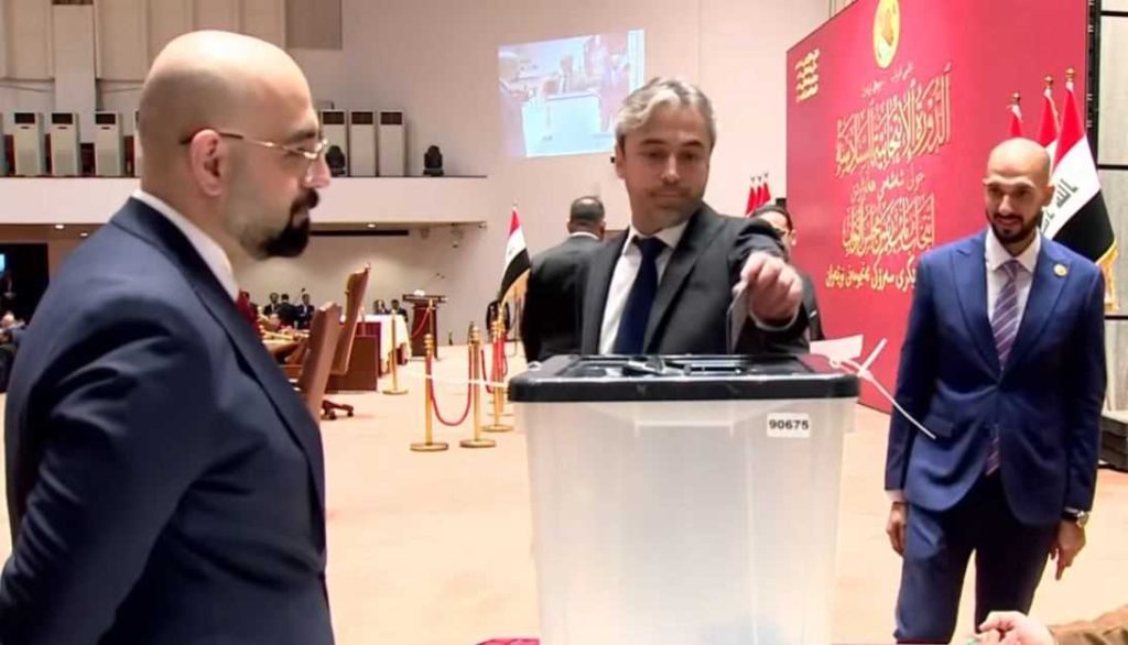 تصويت-2.jpgمضغوطة-1024x586 جمود تحت القبة.. نائب الرئيس الثاني بلا حسم وجولة ثالثة على الطريق