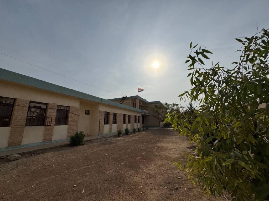 1-1024x768 حل سريع لمشكلات "إعدادية القحطانية" في سنجار وإعادة فتح المدرسة بكامل ملاكاتها التعليمية