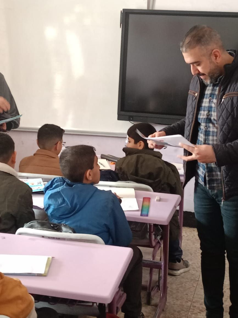 image-17-768x1024 ضمن حملة الـ 16 يومًا.. وحدة شؤون المرأة في مجاري نينوى تستهدف المدارس ببرامج توعوية