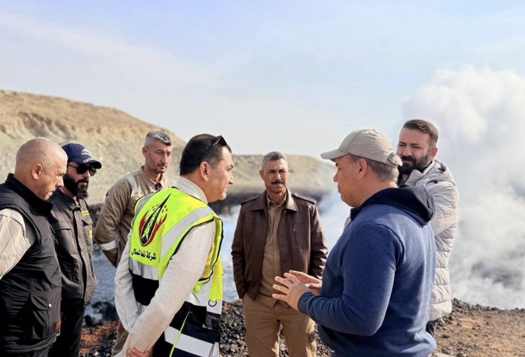 img_2977-1024x696 شركة نفط الشمال توضح أسباب انبعاث الدخان في حقل القيارة النفطي