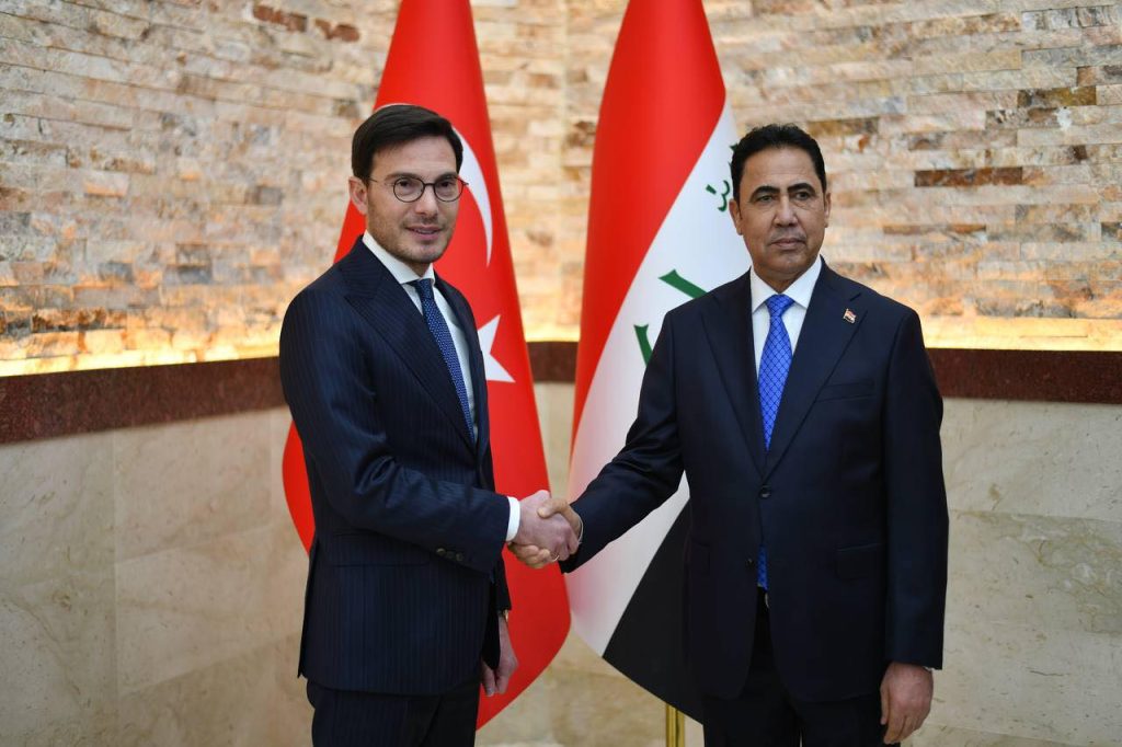 تفاهم-2-1024x682 تعاون شامل بين العراق وتركيا..نينوى وتوكات توقعان مذكرة تفاهم في مجالات حيوية
