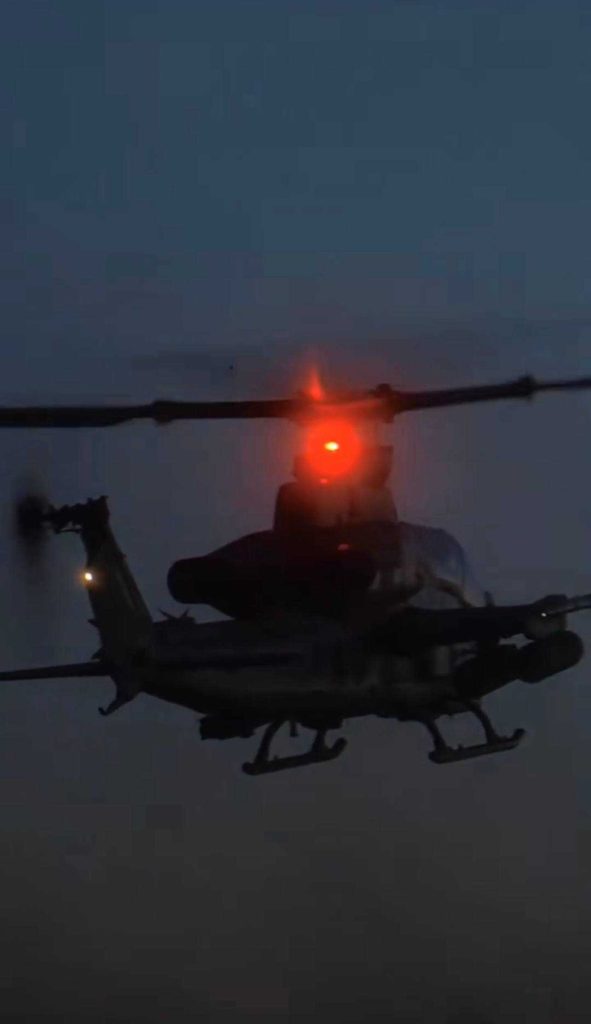 فنزويلا-2.jpgمضغوطة-591x1024 فنزويلا تسقط بأسرع عملية عسكرية أميركية.. اعتقال مادورو وزوجته بعد هجوم شامل