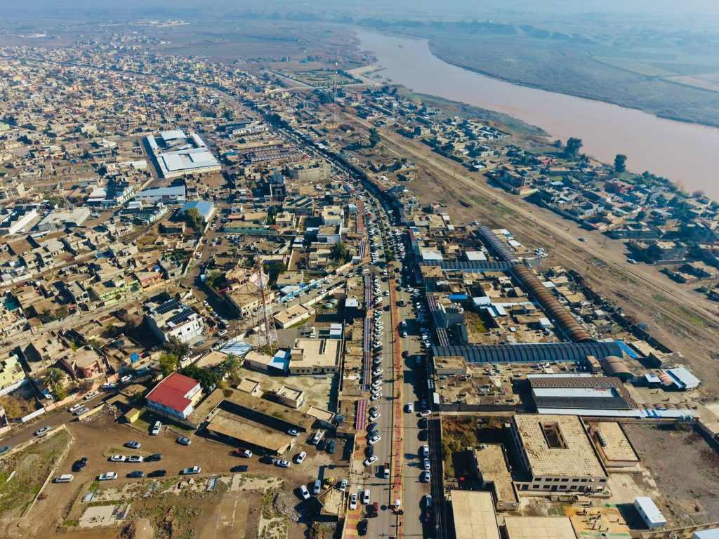 قيار-1024x768 محافظ نينوى يفتح ملفات القيارة: وعود بمشاريع خدمية وتحسين مستوى المعيشة