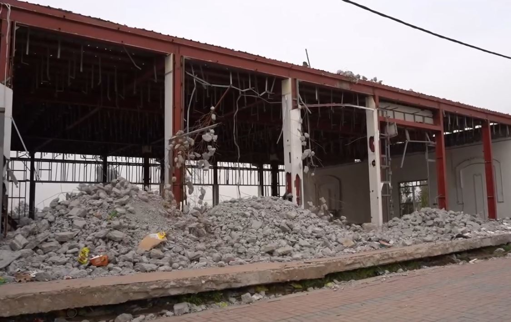 image-21-1024x645 دجلة يتنفس من جديد: الموصل تُزيح غبار التجاوزات عن ضفافها.