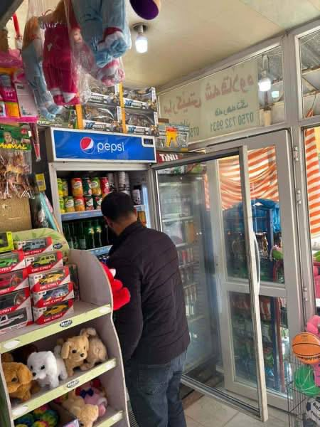 image-57 إتلاف مواد فاسدة في مخمور.. الرقابة الصحية في نينوى تضرب بيد من حديد