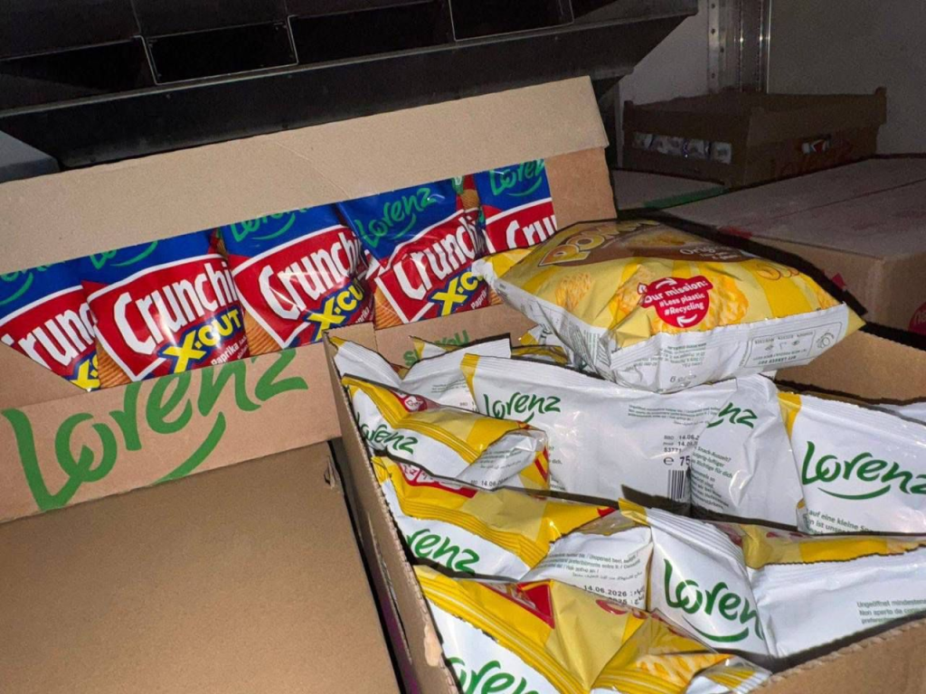 image-77-1024x768 الكمارك تضبط خمس عجلات مخالفة في المنطقتين الشمالية والجنوبية وتُحيلها للقضاء