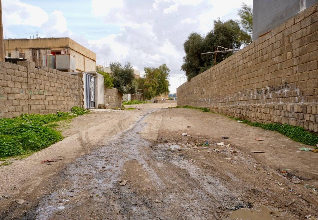 image-83-1024x709 محافظ نينوى يُطلق حملة خدمات متكاملة في شقق اليرموك لتعزيز البنى التحتية