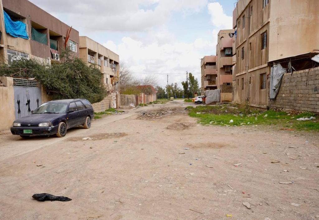 image-84-1024x709 محافظ نينوى يُطلق حملة خدمات متكاملة في شقق اليرموك لتعزيز البنى التحتية