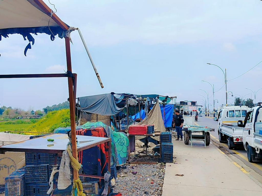 image-71-1024x768 بلدية الموصل تضرب العشوائيات وتفتح الشوارع المغلقة