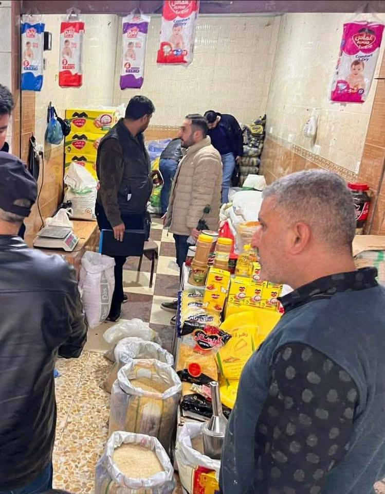 image-91 حملات تفتيشية مكثفة في أيسر الموصل تُسفر عن إتلاف أطنان من المواد الغذائية الفاسدة