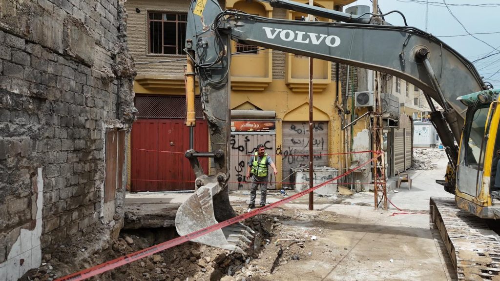 1-16-1024x576 إحياء ذاكرة الموصل القديمة.. انطلاق أعمال التأهيل والتطوير الحضري لشارع النجفي العريق