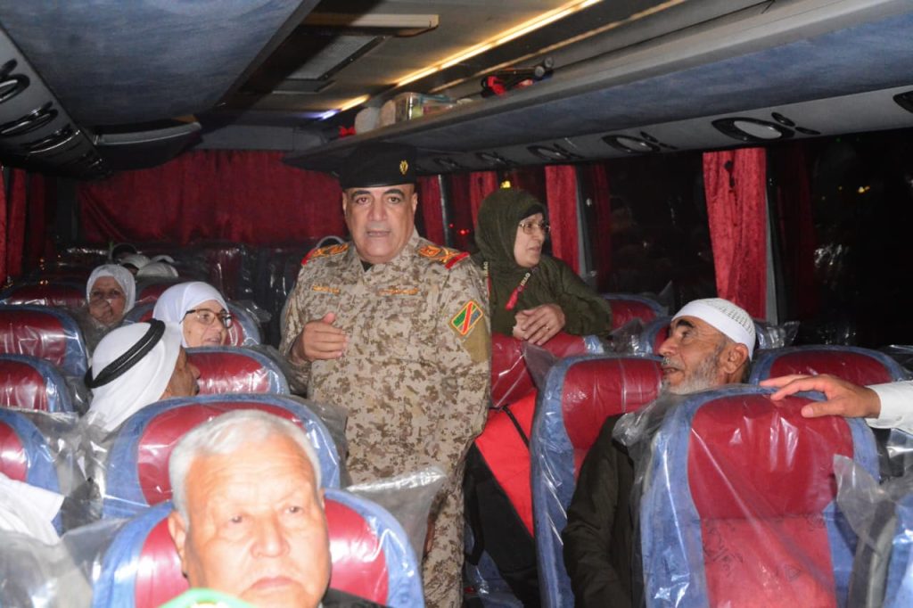 5-1-1024x682 الموصل تُودع أولى وجبات الحجاج المتوجهة إلى الديار المقدسة