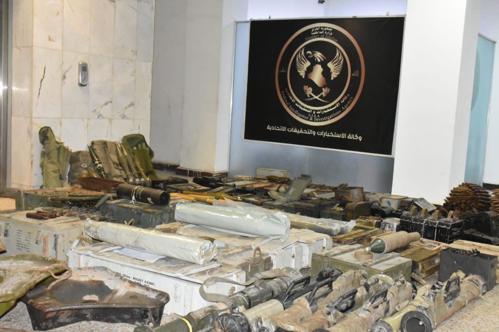 593346e9-b98f-4ee9-bc33-03ecb406c756-1024x683 القوات الأمنية تقتحم منزل "أبو درع" شرقي بغداد وتُصادر كدسًا ضخمًا من الأسلحة والذخائر