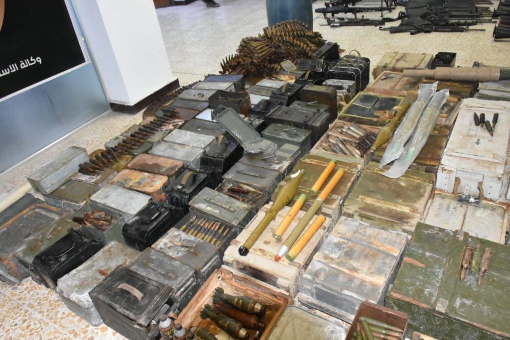 d6d2ff49-a999-4f40-8509-ae84ab8d2fff-1024x683 القوات الأمنية تقتحم منزل "أبو درع" شرقي بغداد وتُصادر كدسًا ضخمًا من الأسلحة والذخائر