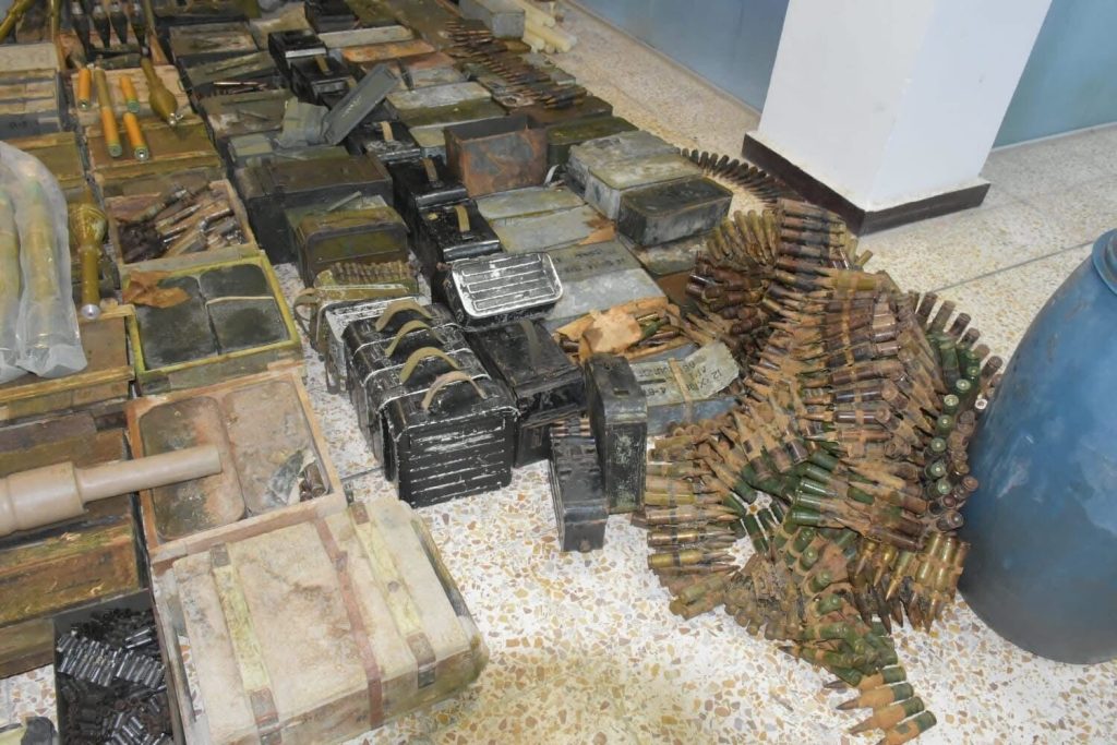 e7bc210f-a490-4c34-bf99-ffb2f233cbd7-1024x683 القوات الأمنية تقتحم منزل "أبو درع" شرقي بغداد وتُصادر كدسًا ضخمًا من الأسلحة والذخائر