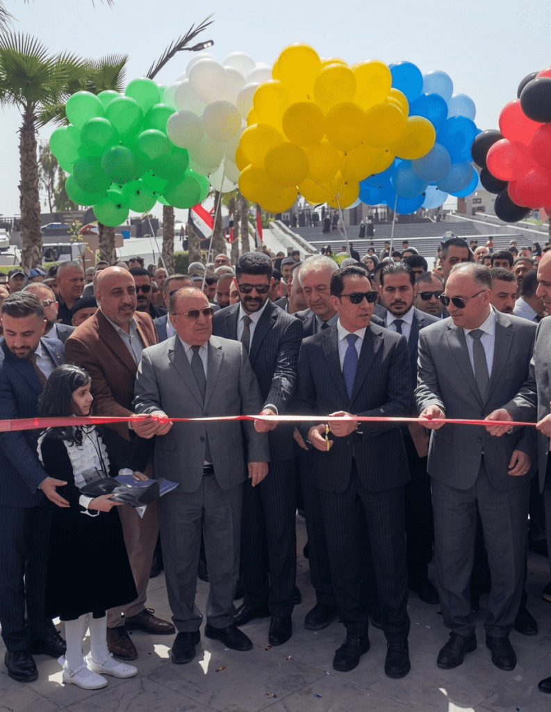 افتتاح-المعرض-793x1024 الموصل تتزيّن بالورود.. افتتاح معرض الزهور السنوي بحضور رسمي وشعبي