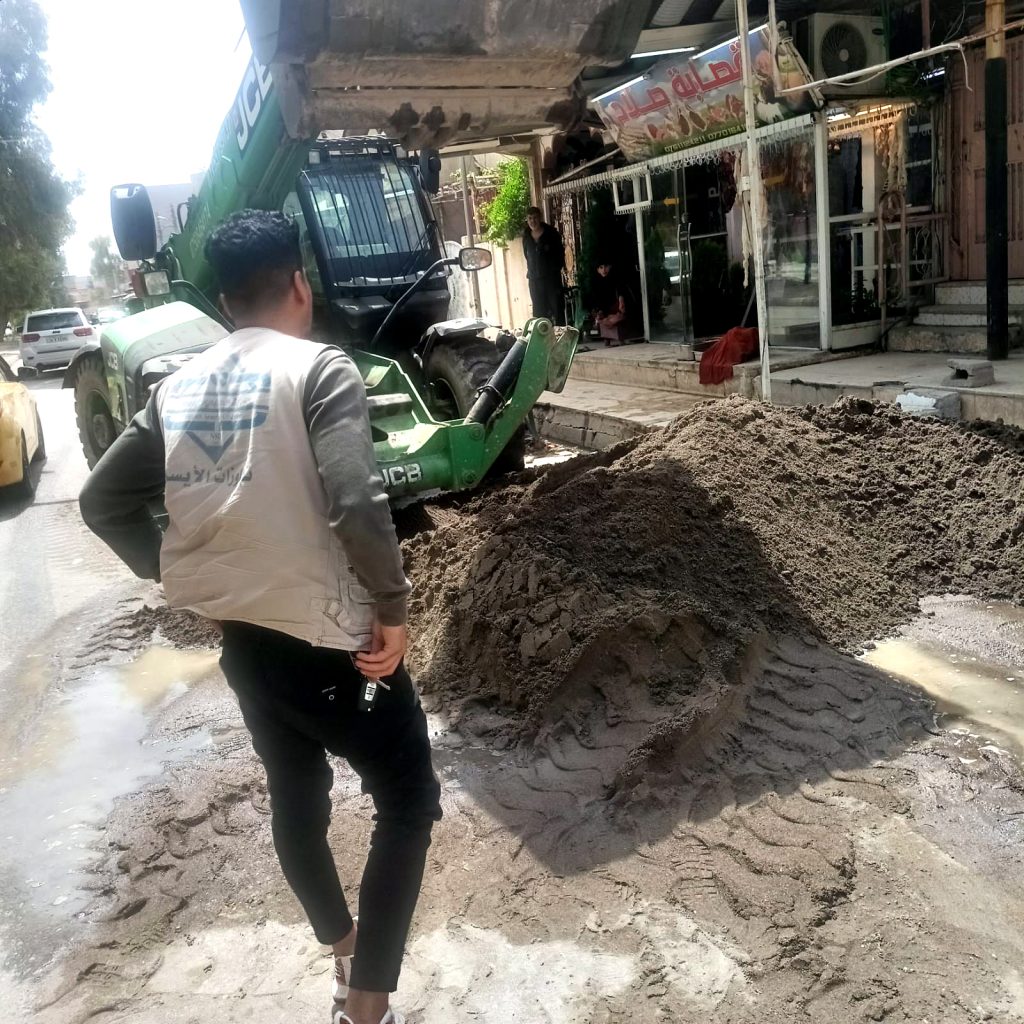 5-1024x1024  رصد تجاوزات على شبكات المجاري وإنذار المخالفين برفعها