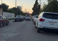 أهالي الموصل يشكون وقوف السيارات عشوائيا أمام منازلهم