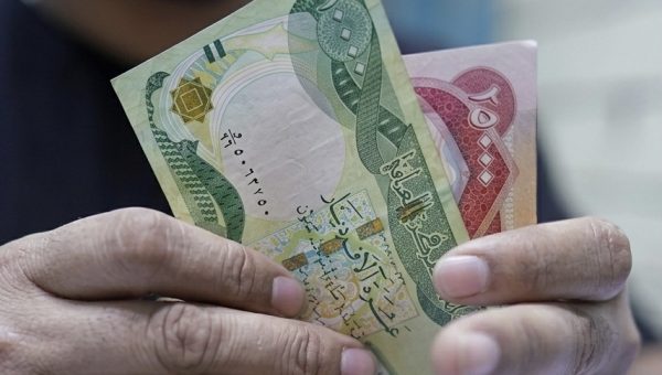 مطالبات بتوضيح أسباب استقطاع رواتب عقود نينوى