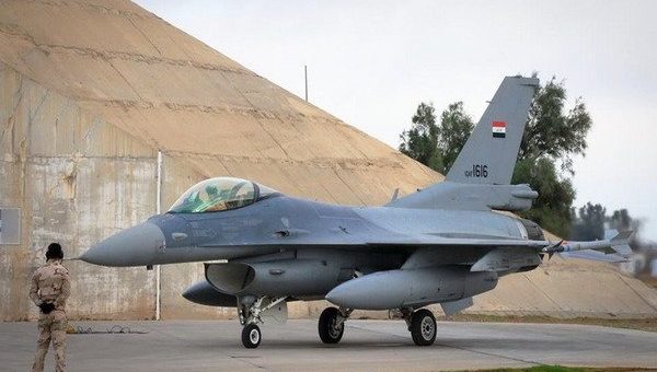 لماذا بقيت طائرات F16 العراقية جاثمة ولم تتحرك منذ بداية الحرب الأميركية الإيرانية؟