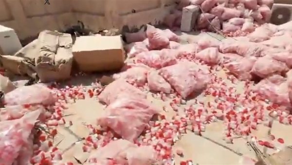إهمال فوق الأسطح.. تضارب رسمي حول تلف مستلزمات طبية يثير غضبًا نيابيًا