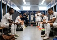 أزمة صامتة تضرب غرفة ملابس ريال مدريد ومستقبل مبابي وفينيسيوس تحت المجهر