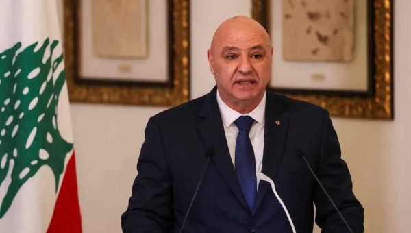 اشتعال سياسي في بيروت.. عون يتمسك بالسيادة ويؤكد على انسحاب إسرائيل من الجنوب