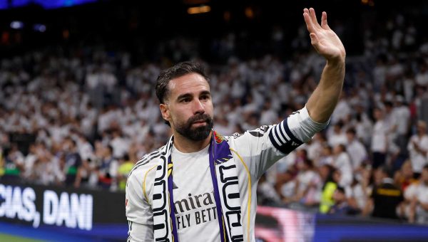 أسطورة ريال مدريد على أبواب الكالتشيو.. ما هي وجهة كارفخال القادمة؟