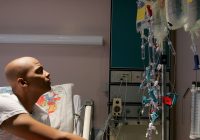 كم تسجل نينوى شهريا إصابات جديدة بالسرطان؟