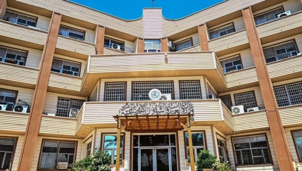 مطالبات متزايدة بإطلاق الوجبة السابعة ضمن الحماية الاجتماعية، فهل تصل أصواتهم إلى وزارة العمل؟