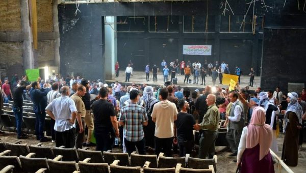 إهمال حكومي يغتال “الفن” في الموصل.. نقيب فناني نينوى لـ”نينوى الغد”: الإعمار الثقافي صفر والمدينة بلا مسرح واحد