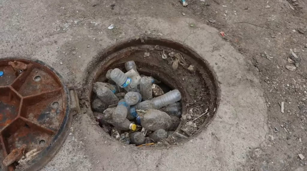 image-153-1024x570 حملة واسعة لتنظيف وصيانة مجاري حي العامل بالجانب الأيمن