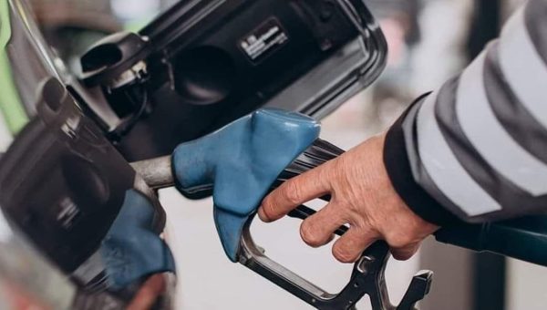 النفط العراقية تنفي شح البنزين والمواطنون يشكون الطوابير ورداءة الجودة