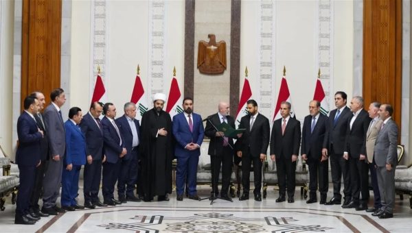 9 حقائب مؤجلة تضع حكومة الزيدي في عين العاصفة السياسية