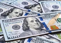 أسعار الدولار تغلق على انخفاض في بغداد وأربيل مع نهاية الأسبوع