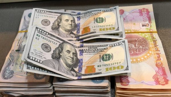 خريطة الصرف تتأرجح.. الدولار يُشعل بورصات بغداد والمحافظات ويهبط فجأة في كردستان
