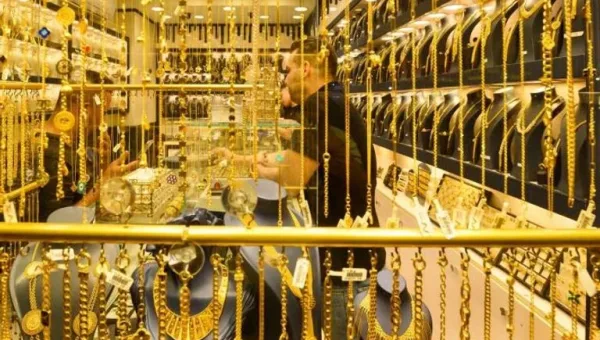 الذهب يواصل الإرتفاع للجلسة فوق 4340 دولارًا