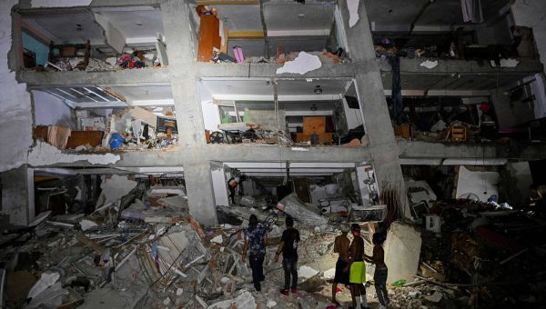 32 قتيلاً ومئات الجرحى بزلزالين عنيفين يضربان فنزويلا وعمليات الإنقاذ تتواصل تحت الأنقاض