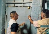 بلدية الموصل تضرب العشوائيات وتُغلق الورش والمحال الصناعية في قطاع التحرير