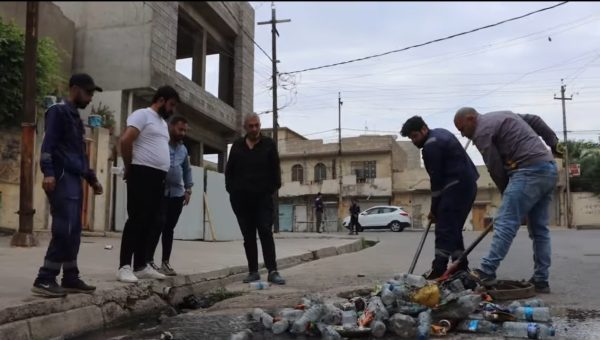 حملة واسعة لتنظيف وصيانة مجاري حي العامل بالجانب الأيمن