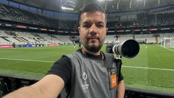 من الموصل إلى المونديال.. “الفيفا” يعتمد المصور إسماعيل عدنان لتغطية كأس العالم 2026