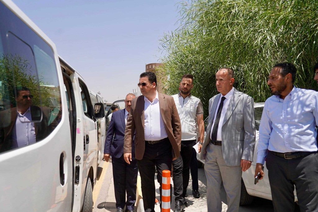 نقل2.jpgمضغوطة-1024x683 قائمقامية الموصل تستعد لتوزع أول دفعة من باصات النقل "الكيا" للمواطنين