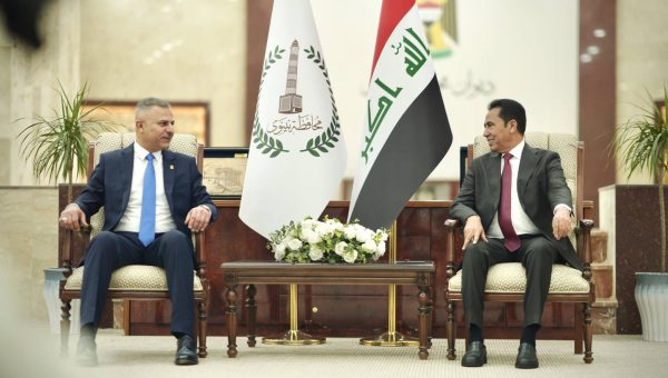 الدخيل يبحث مع وكيل الداخلية تعزيز أمن نينوى وحماية إعمارها