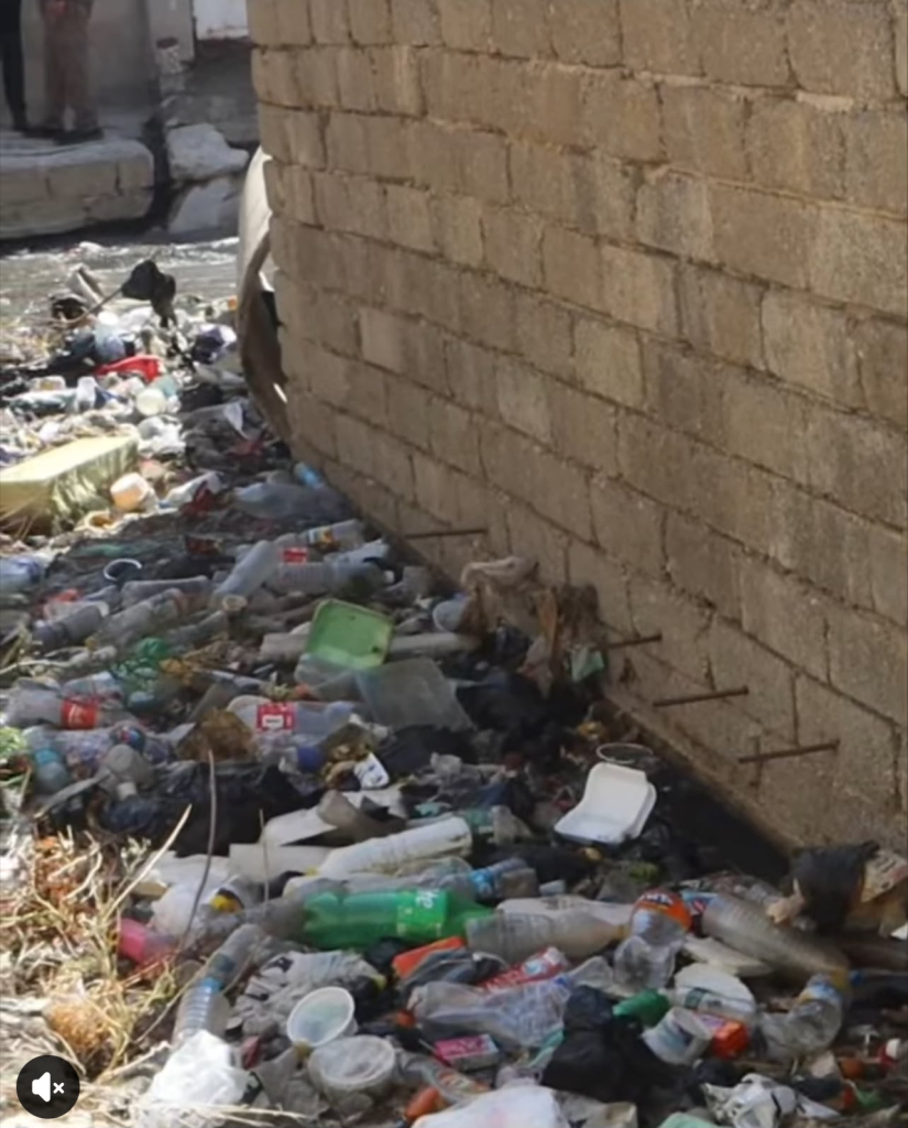 image-149-825x1024 مجاري نينوى تباشر حملة كبرى لتنظيف وصيانة وادي الجديدة بالموصل