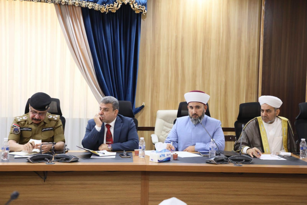 image-154-1024x682 النجيفي يُشارك في اجتماع أوقاف نينوى لبحث ملف محال الكحول والمشعوذين
