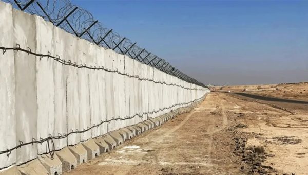 الداخلية السورية تعلن إحباط تهريب شحنة أسلحة وصواريخ نوعية قادمة من العراق